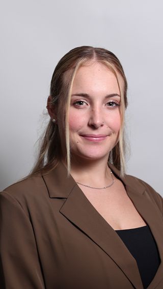 Ruthie Mcneil Headshot